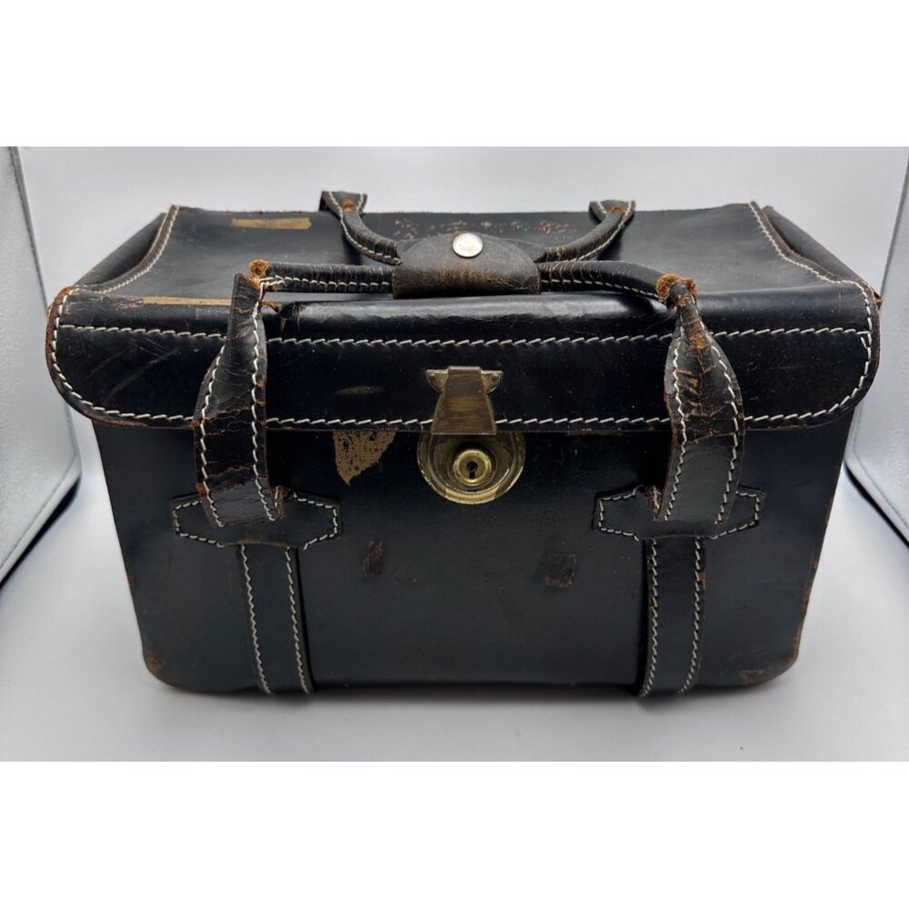 Vintage Black Leather Doctors Camera Bag Hard shell Brass Hardware WhPocket Stit